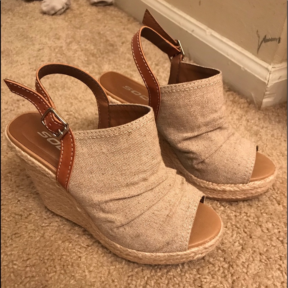 Soda wedges. Perfect for summer. Worn once.